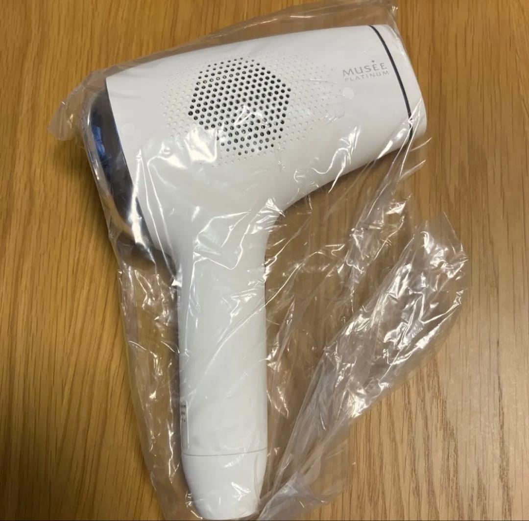 ■新品未使用ミュゼP 光美容器エピフォトスキンケアプロ　おまけプロローション3本
