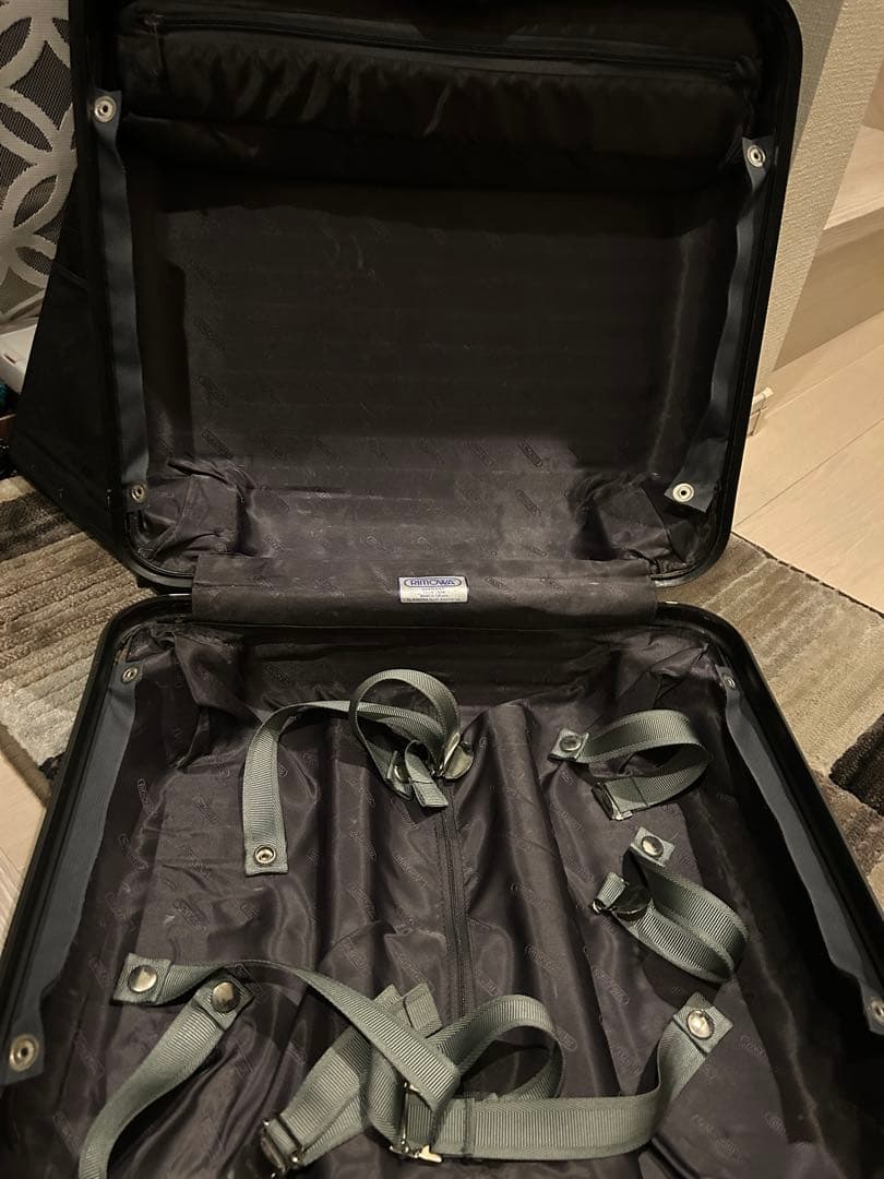 廃盤RIMOWA ステルス　4輪　26L 機内持ち込み