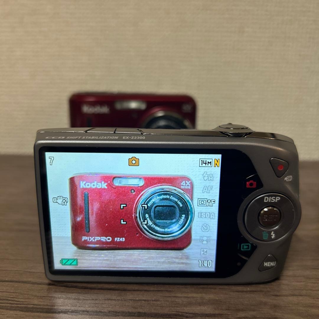 CASIO EXILIM EX-Z2300 デジタルカメラ グリーン（ブルー）
