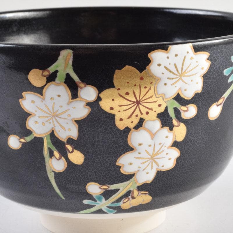 茶道具　京焼　平安桐鳳造　黒仁清　色絵金彩　桜文　茶碗　共布共箱　V　8951