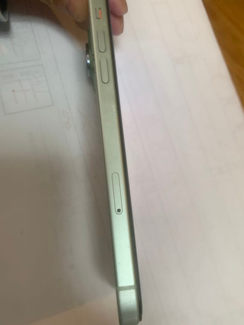 美品Apple iPhone 15plus 128g simフリーグリーン 本体