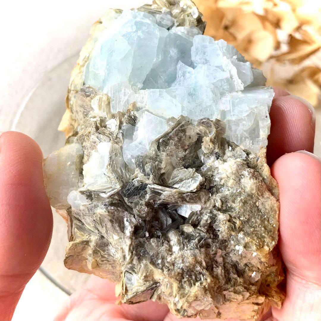 アクアマリン×モスコバイト共生標本-1