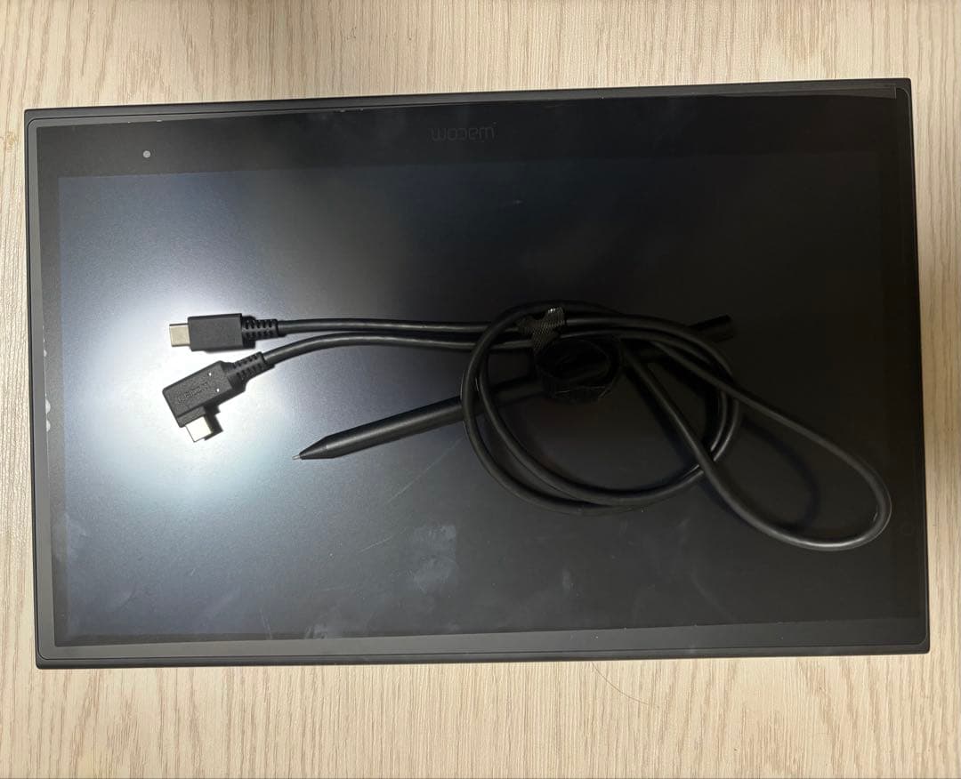 Wacom Movink 13液晶ペンタブレット本体