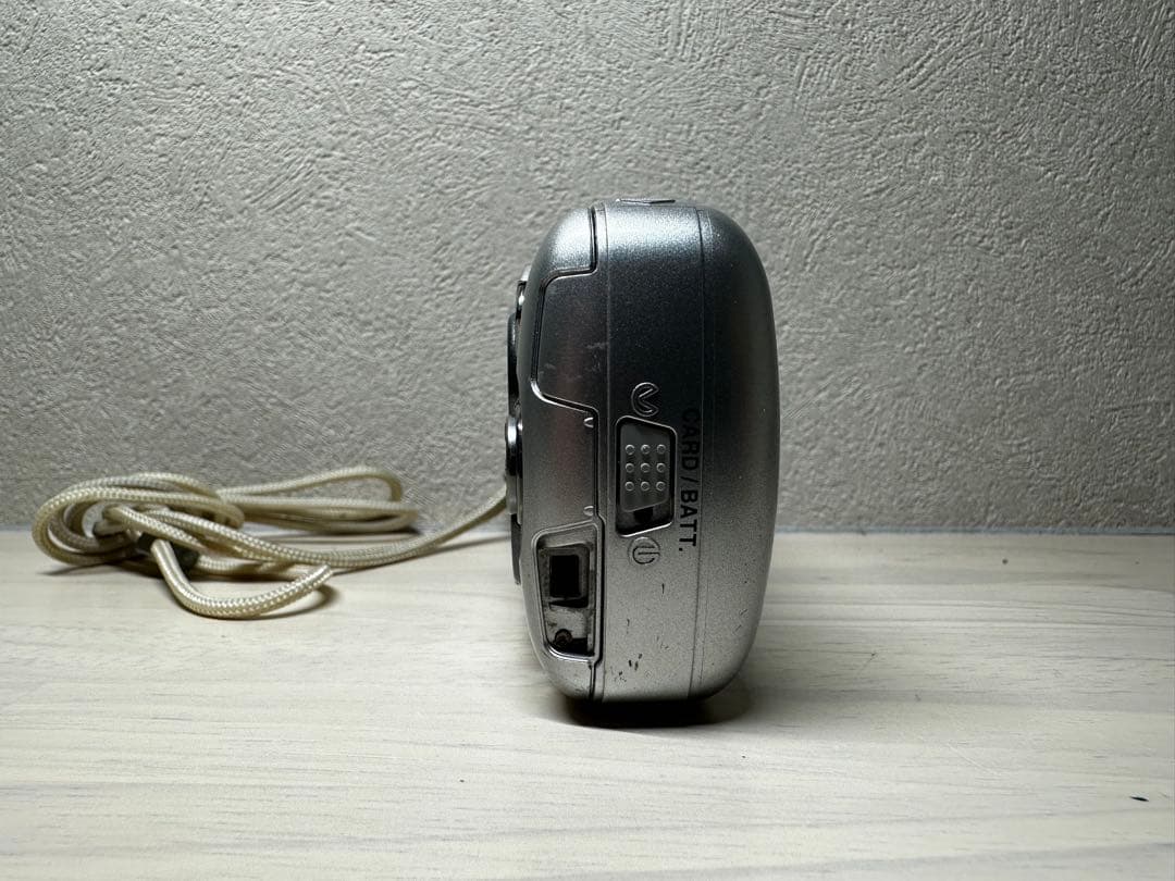 美品【完動品】NIKON 3500 COOLPIX シルバー CFカード