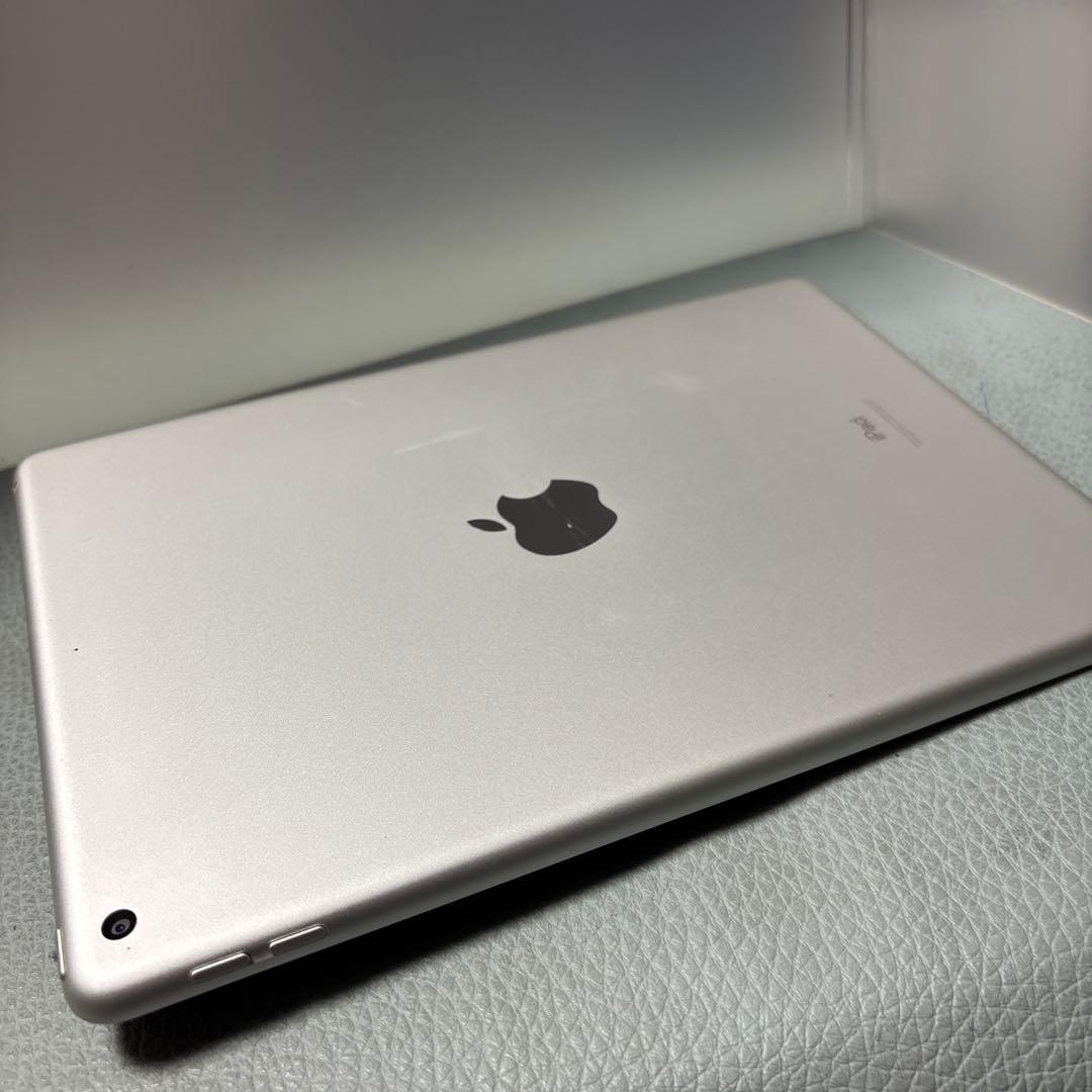 iPad 第9世代256G Wi-Fi PSE新品バッテリー100%