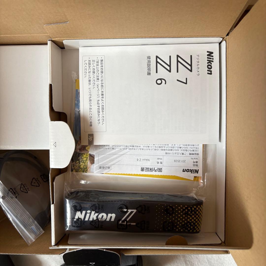 Nikon Z6 ボディ　マウントアダプターFTZ 正規品ニコン　ミラーレス一眼