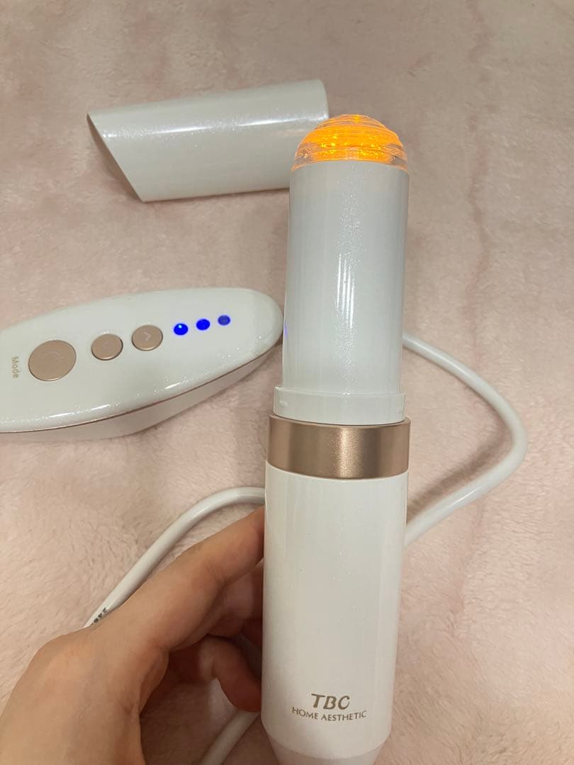 TBC 美顔器 LEDライト付き 本体
