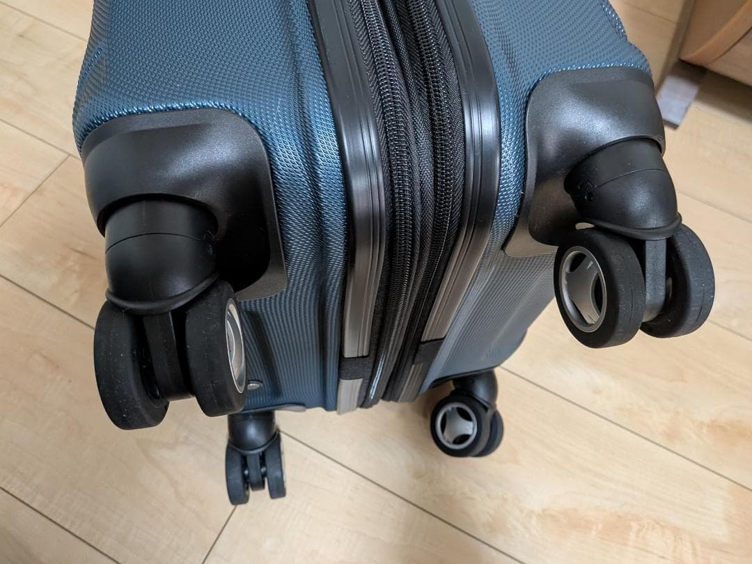 Samsonite スーツケース　機内持ち込みサイズ