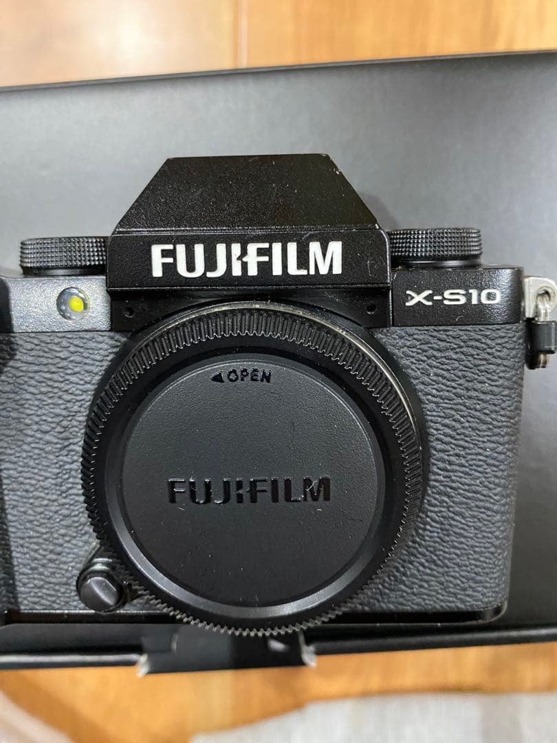 Fujifilm X-S10 ブラック　箱付