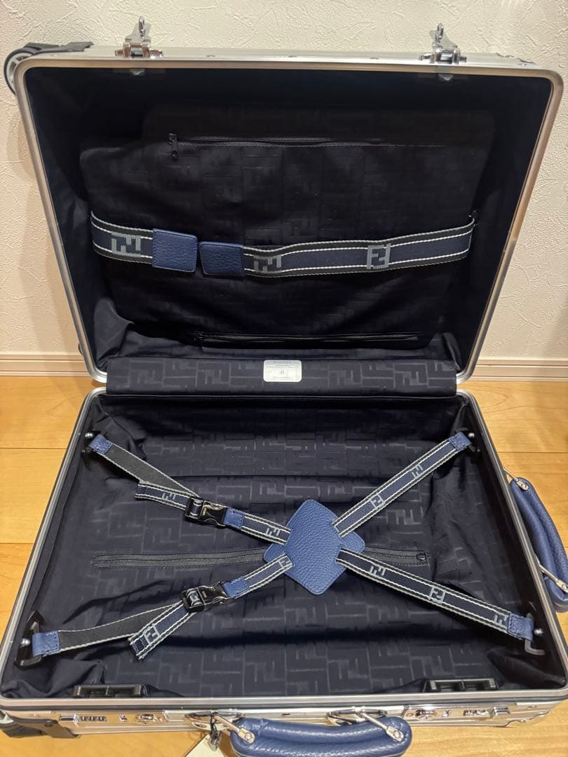 RIMOWA フェンディ　コラボ　キャリーケース