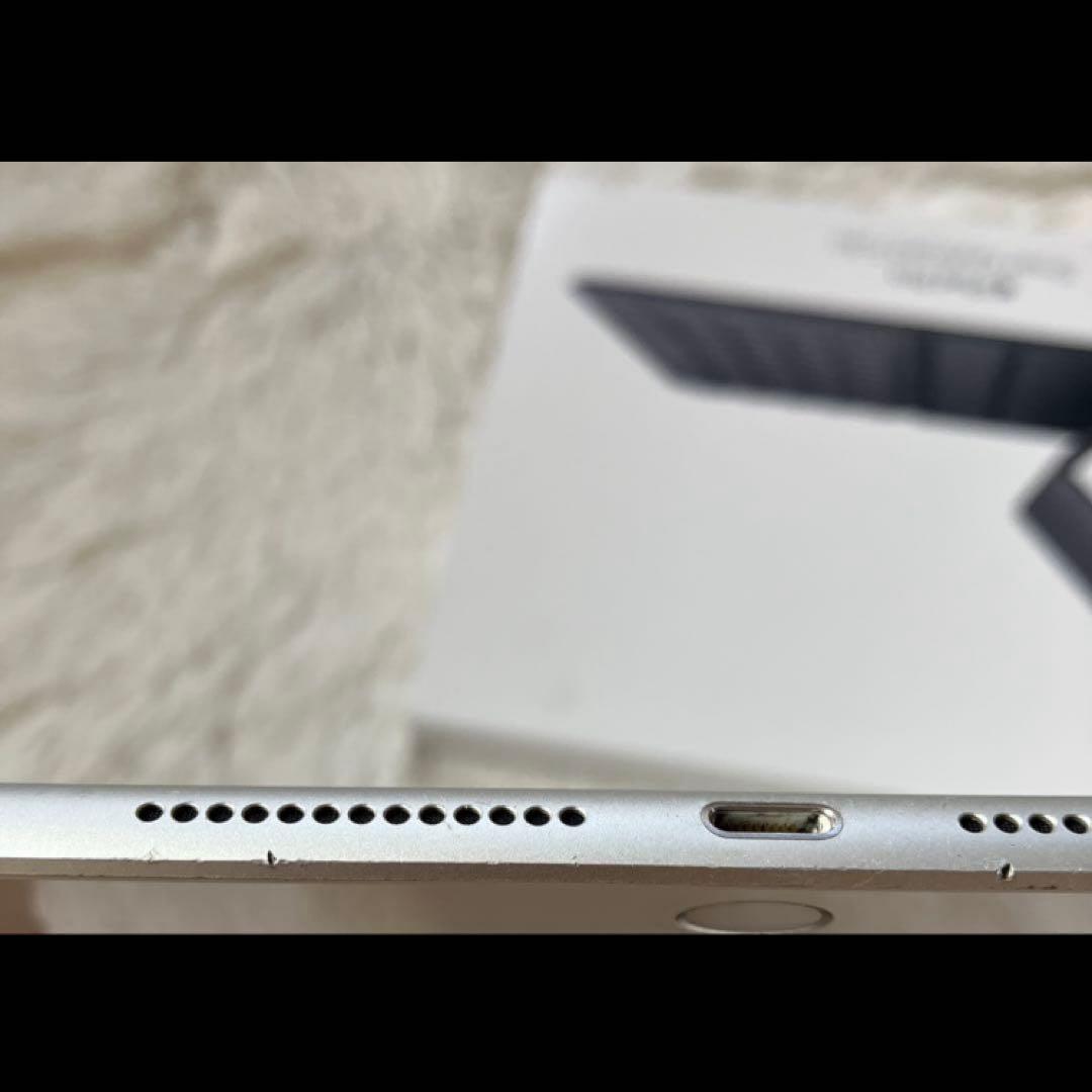 【早い者勝】iPad 第7世代 128GB SIMフリー 【すぐ発送】【付属品】