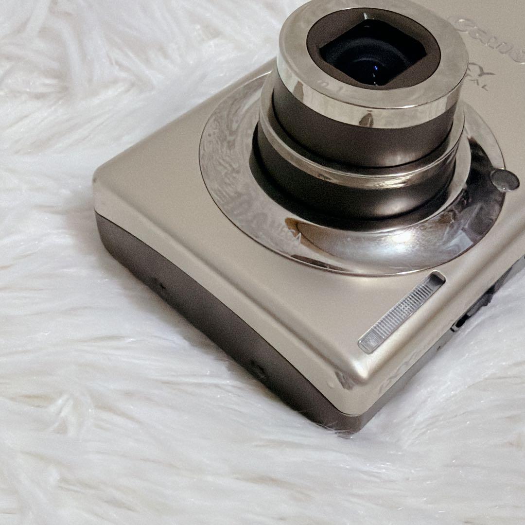 Canon IXY DIGITAL 920 IS 本体と付属品