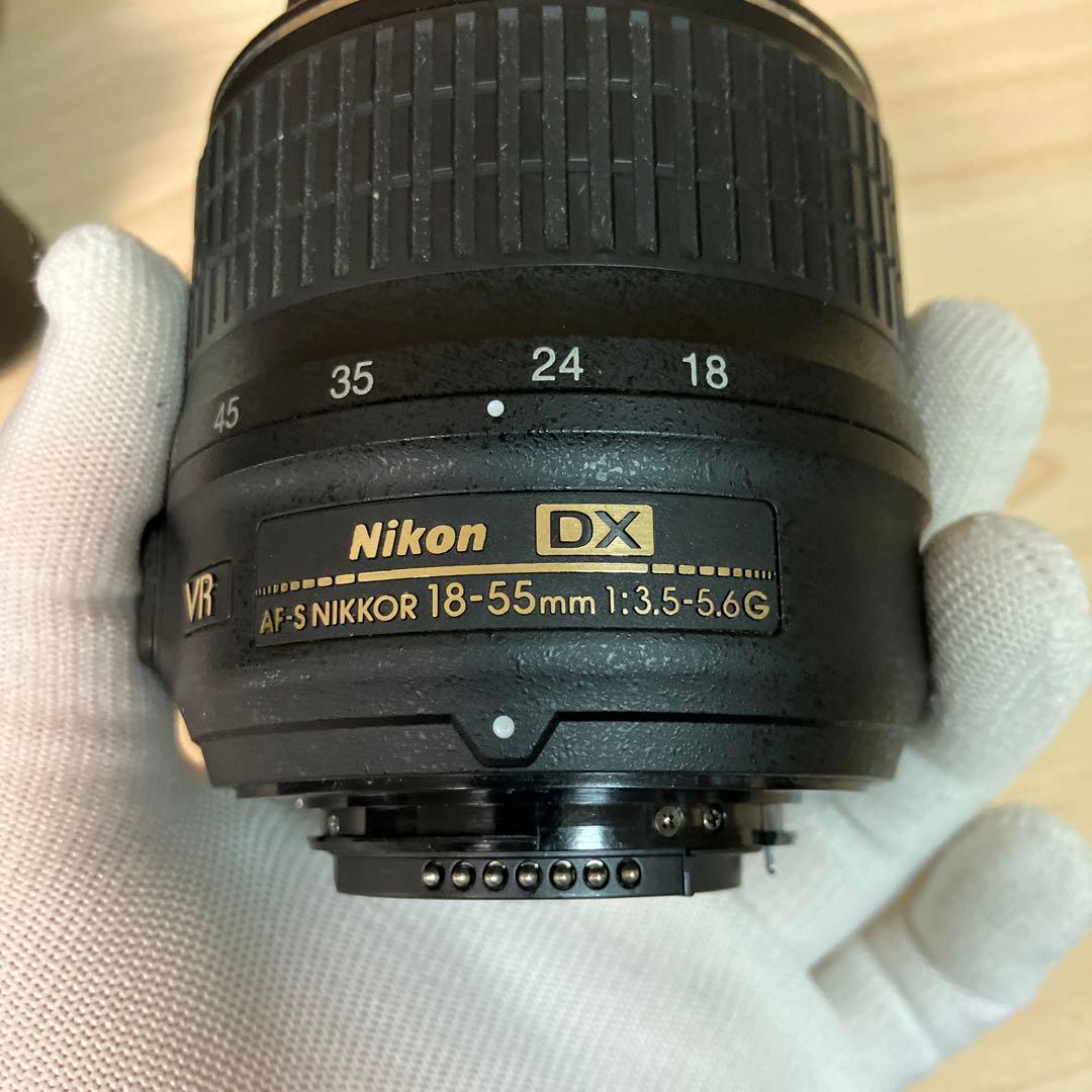 Nikon D5000 AF-S 18-55mm キット (2833ショット)