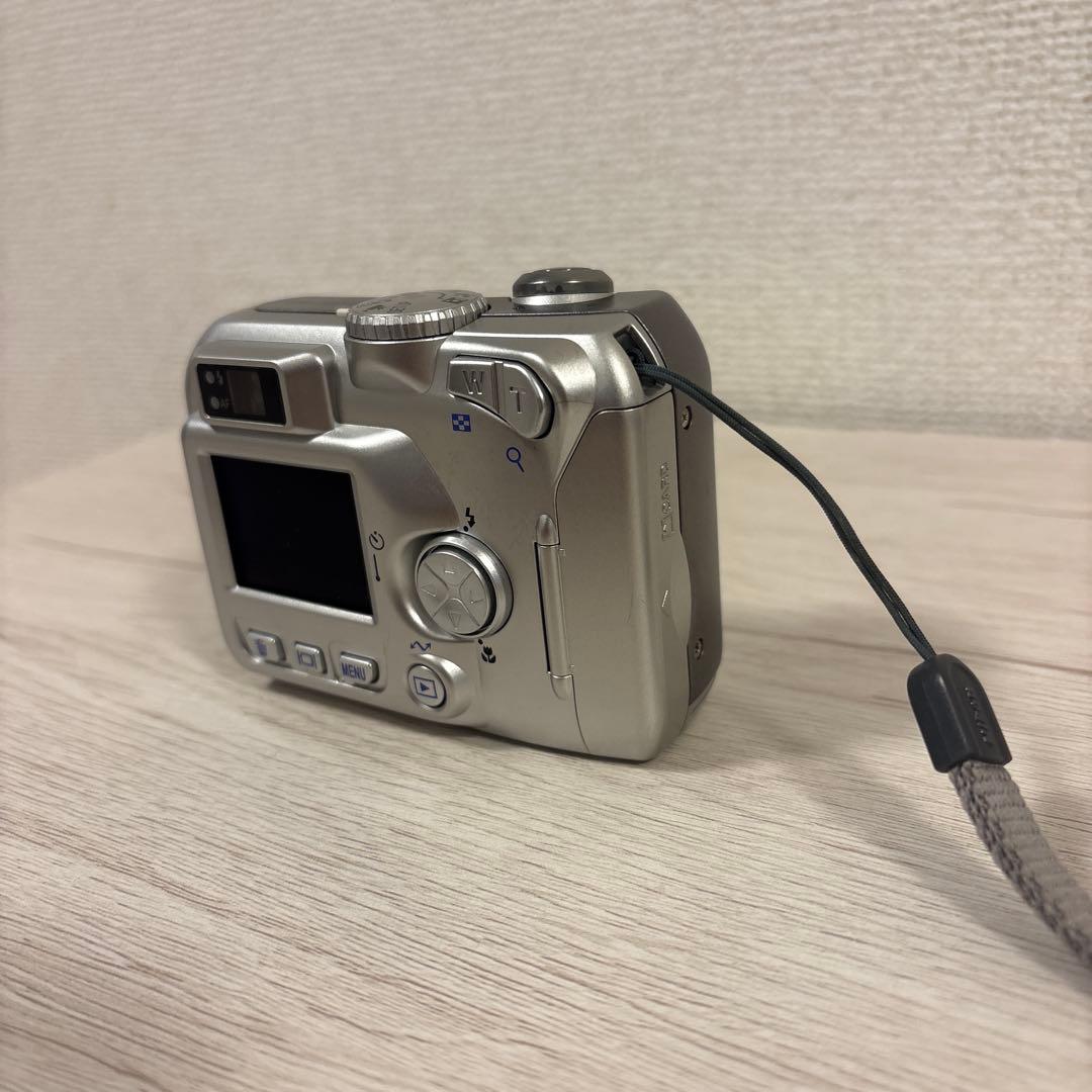 Nikon COOLPIX 3100 コンパクトデジタルカメラ・美品・レトロ