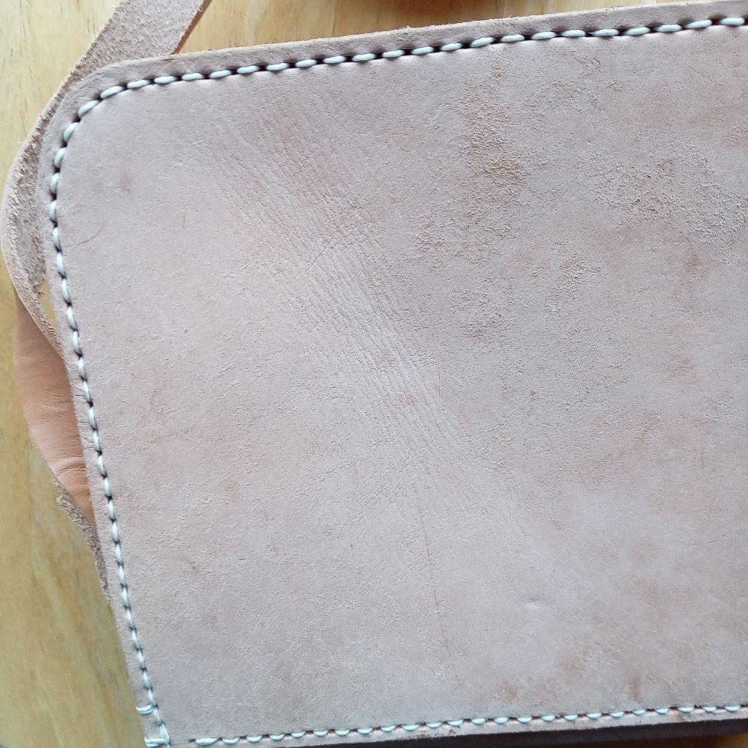 ヌメ革ショルダーバッグ(未使用品)