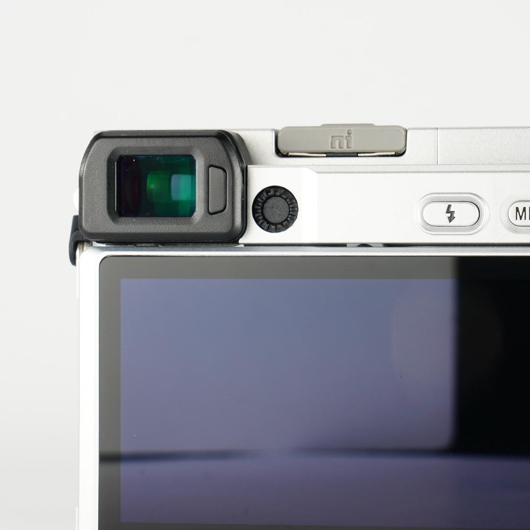 子どもの2度と戻らない瞬間を美しく、最高カメラ SONY α6400 ミラーレス
