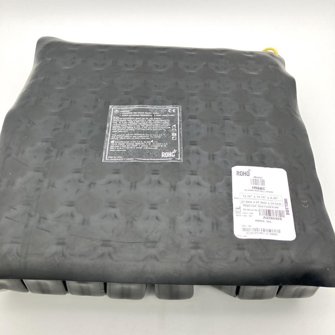 中古品　車椅子用クッション ロホクッション　本体のみ　1R88C　ROHO