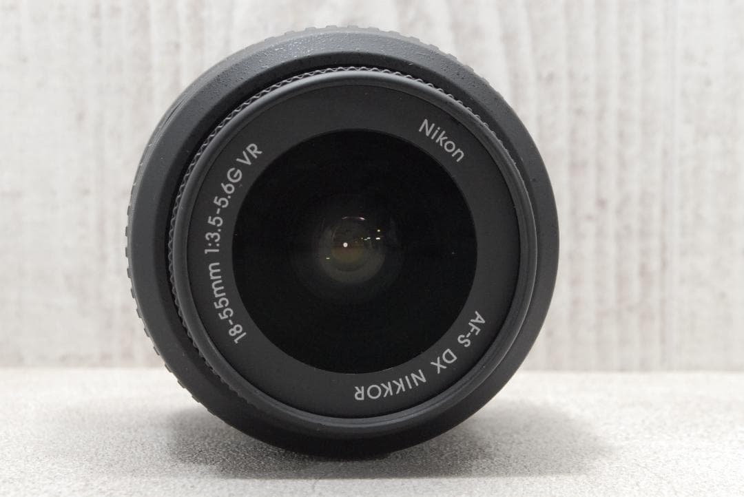 ✨Nikon D3200 ✨ショット数8回 ダブルズームレンズ スマホ転送