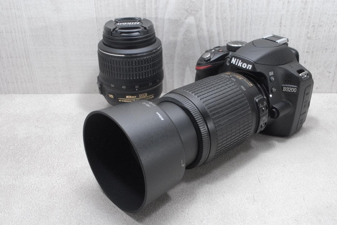 ✨Nikon D3200 ✨ショット数8回 ダブルズームレンズ スマホ転送