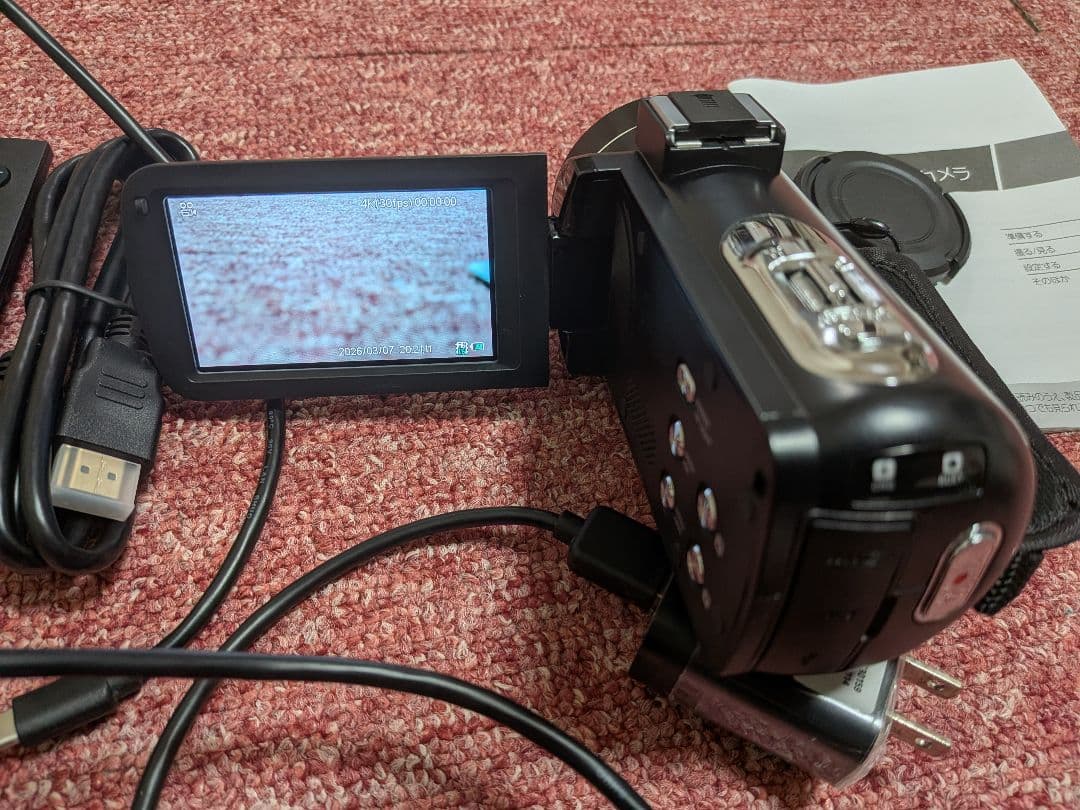 ​【美品】4K ビデオカメラ Wi-Fi搭載 18倍デジタルズーム 付属品完備