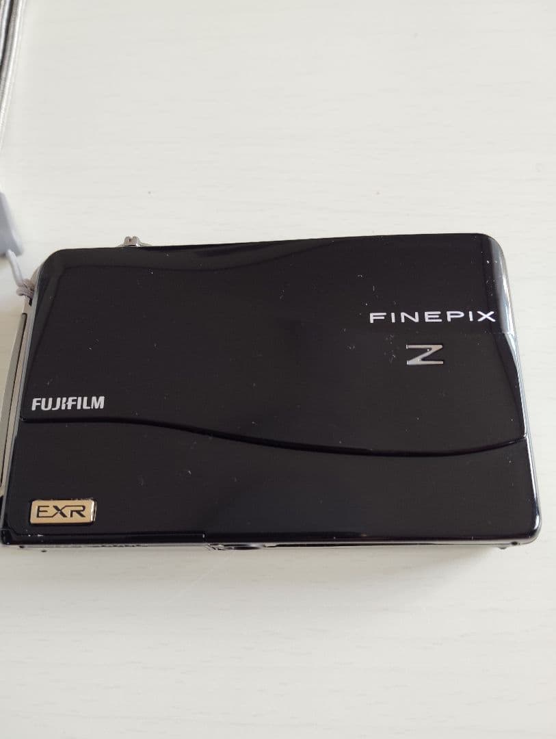 FUJIFILM FinePix Z700EXR 本体
