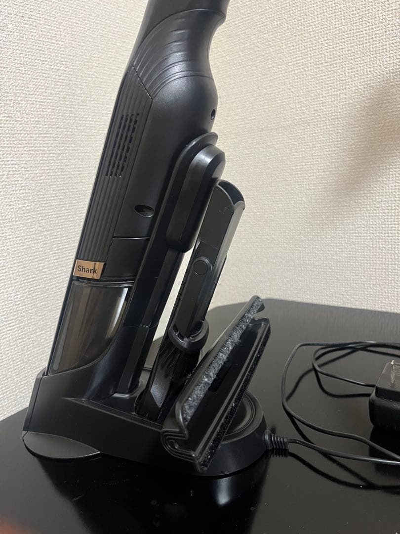 Shark ハンディクリーナー 本体 ブラック