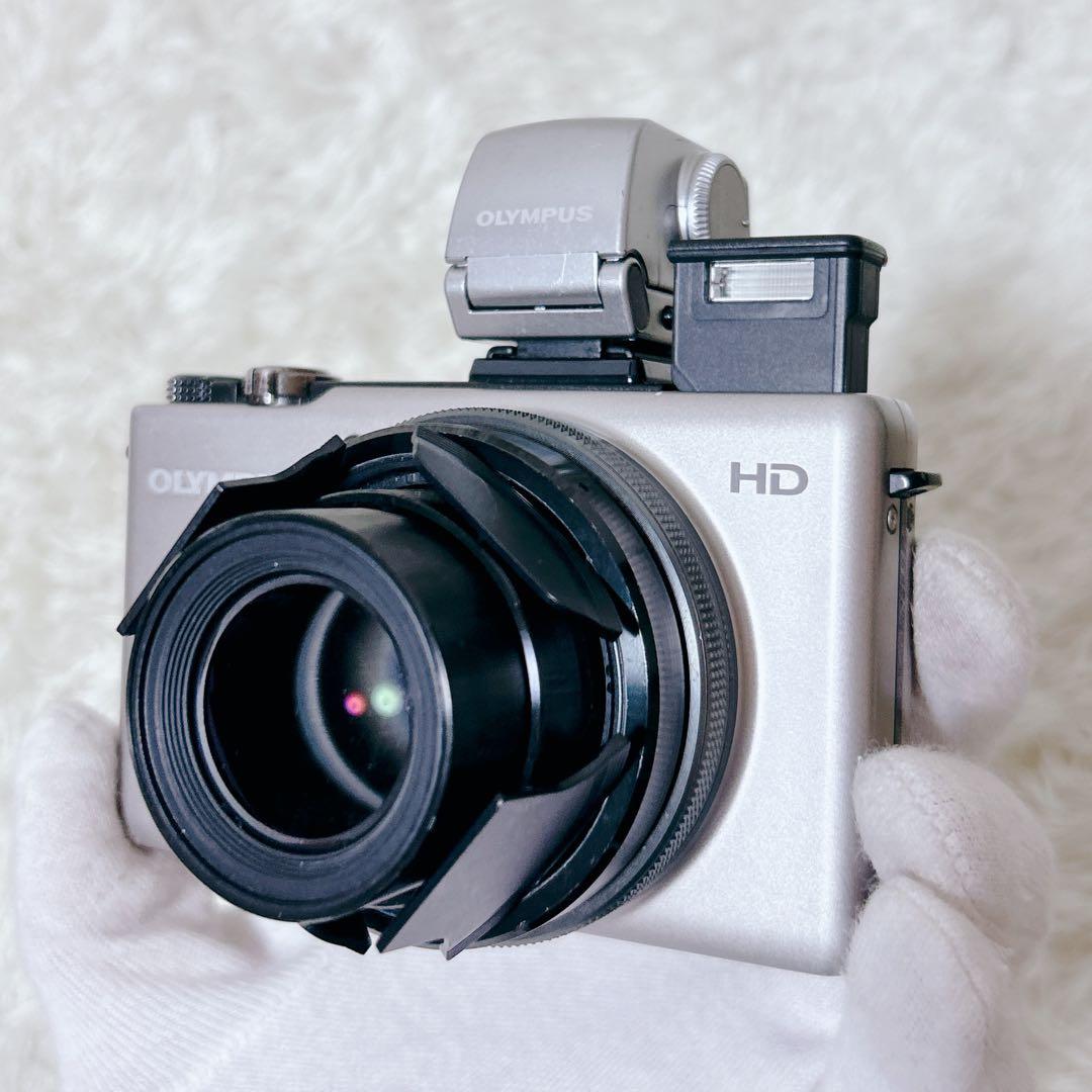 OLYMPUS XZ-1 ホワイト 動作確認済み　デジタル　カメラ