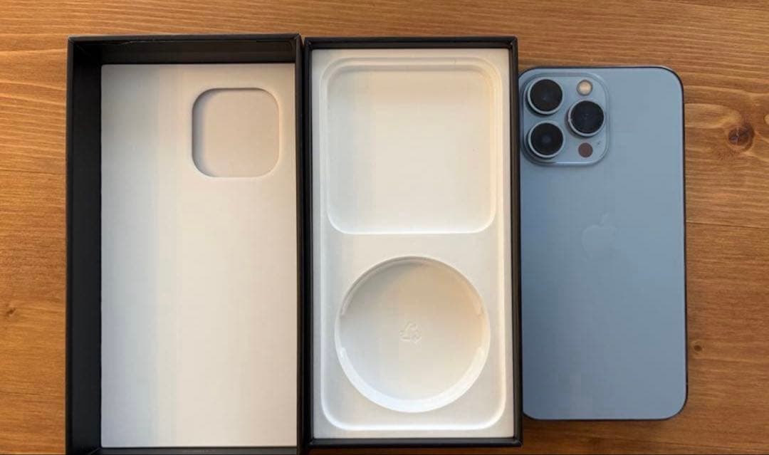 Apple iPhone 13 Pro 128GB SIMフリー　シエラブルー
