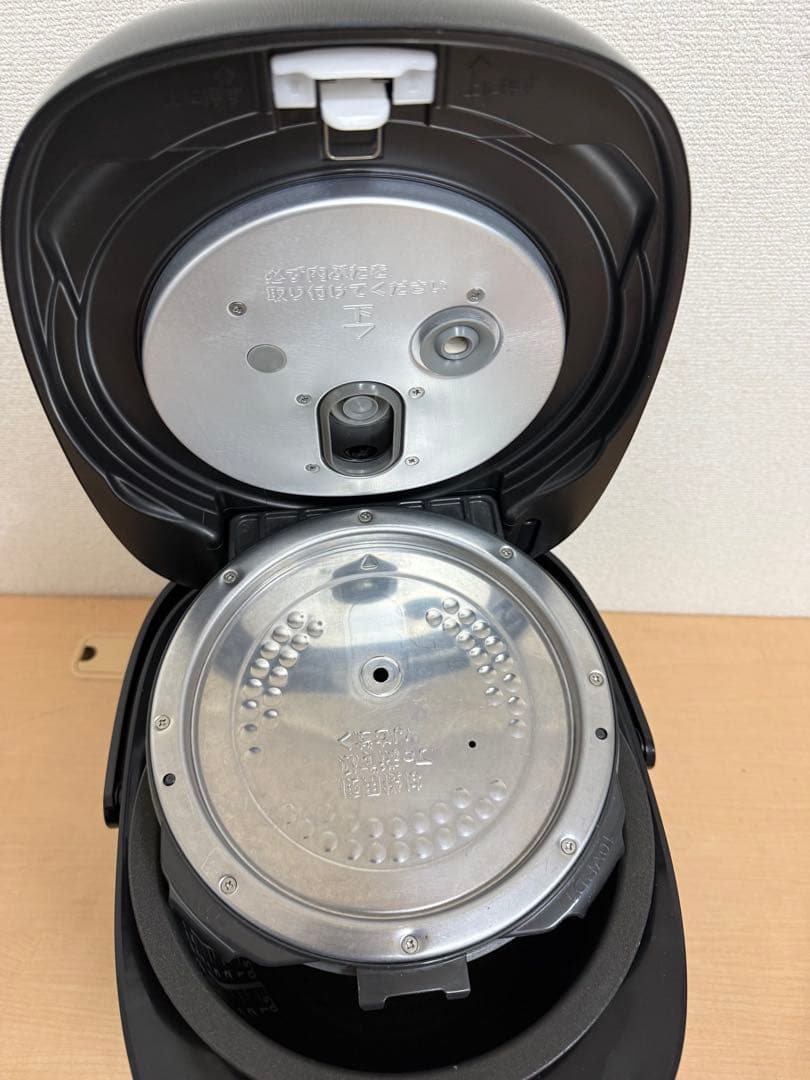 TOSHIBA(東芝) 炊飯器 炎匠炊き 5.5合 真空保温白米40時間