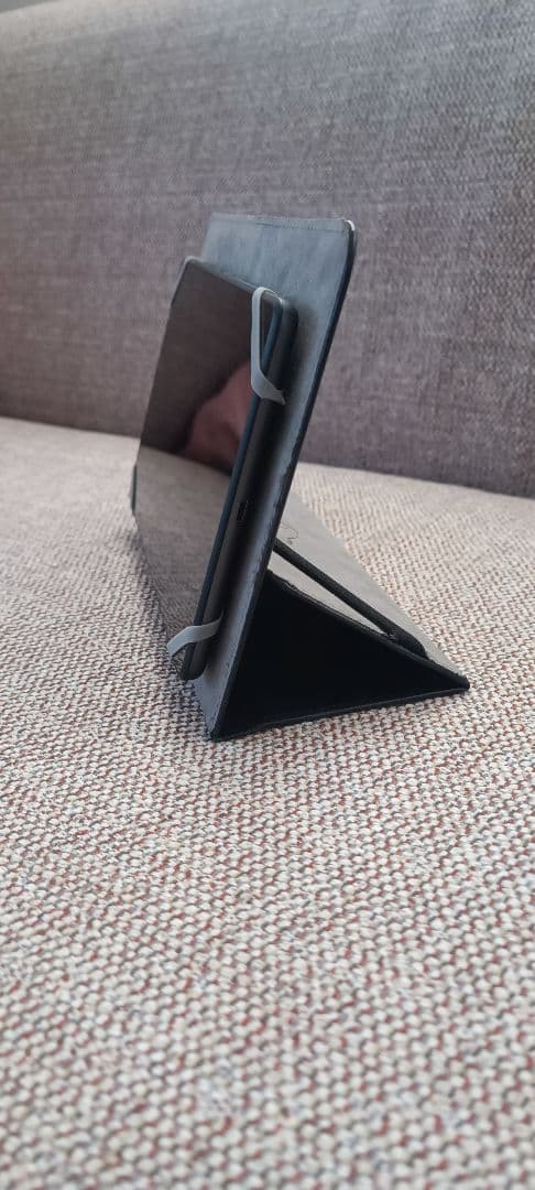 【美品】Lenovo タブレット TB-8505X 　(ケース＋本体)