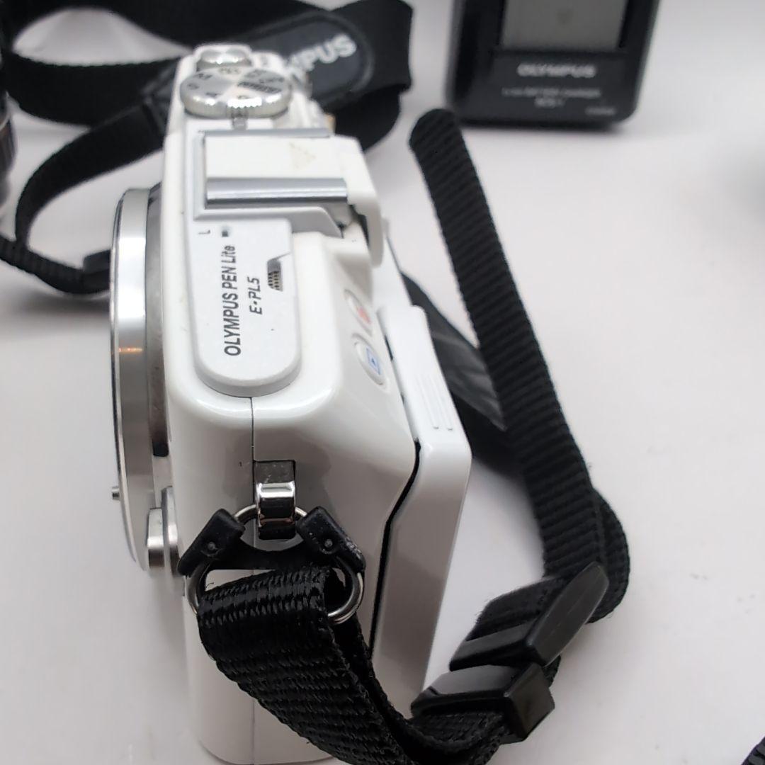 美品 OLYMPUS E-PL5 ミラーレスカメラ ホワイト