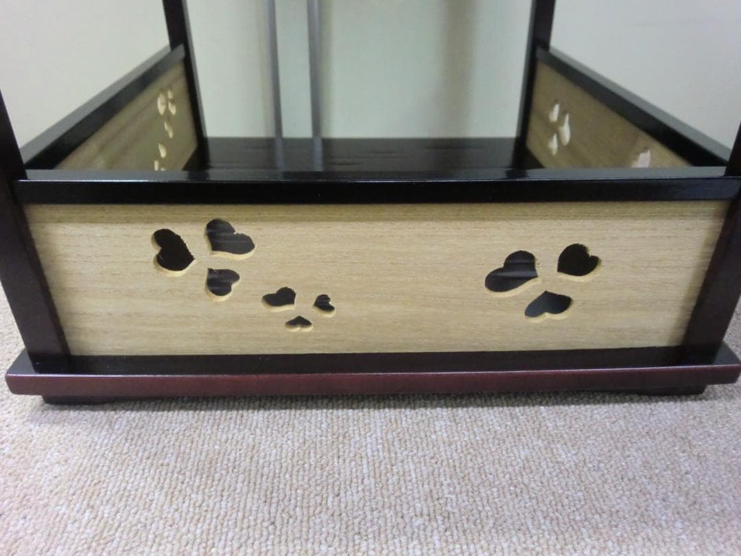 【中古品】輪島塗 久世宗春 四方棚 鉋目溜塗 猪目透 宗徧流 宗偏流