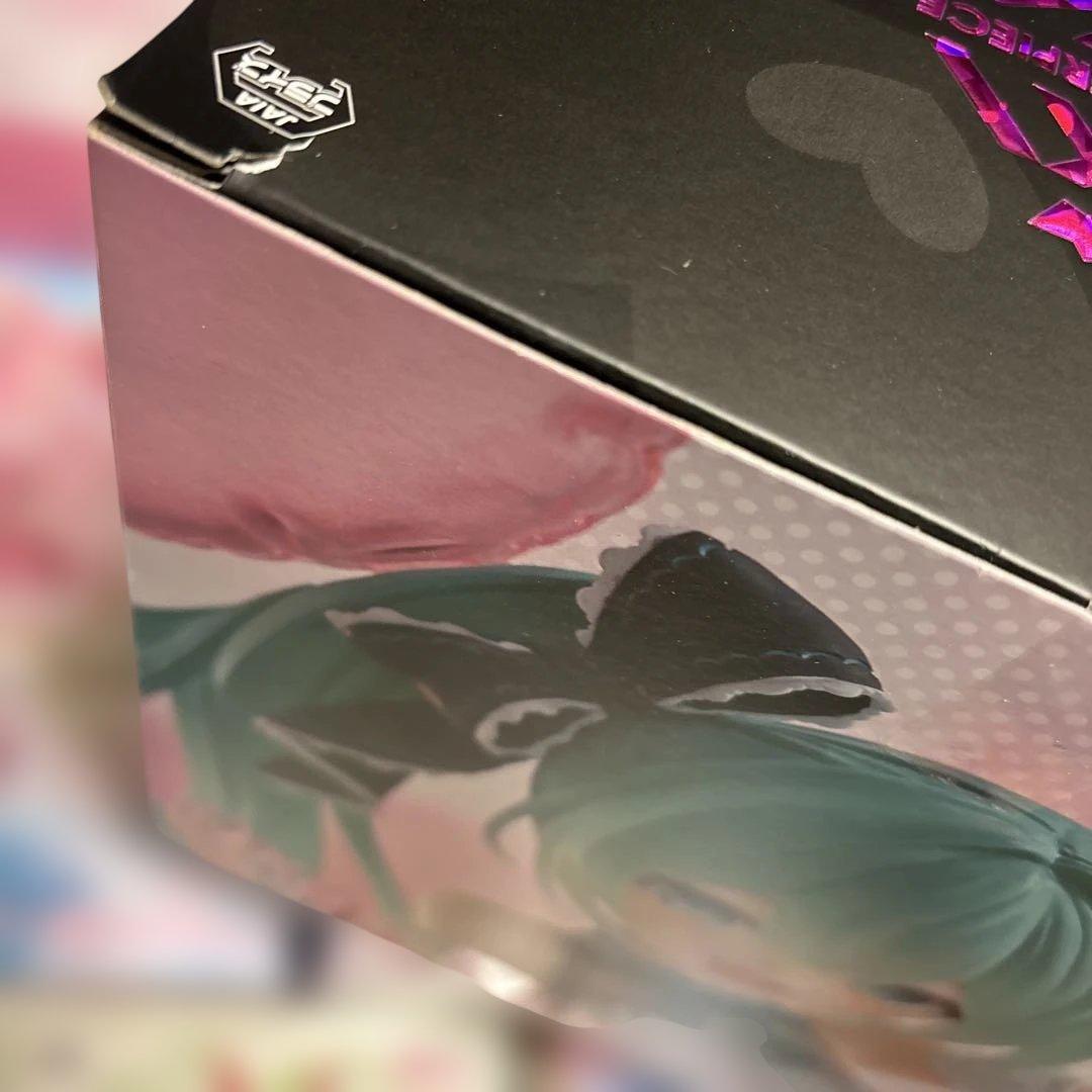 【新品未開封】初音ミク フィギュア19体、ぬいぐるみ2体セット