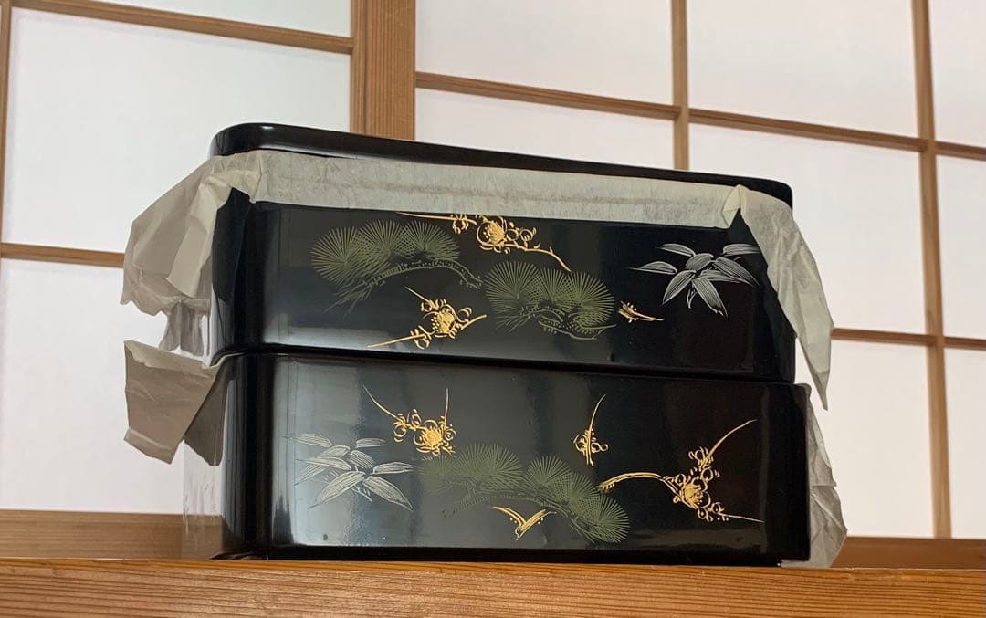 美品♪輪島塗の二段重/松竹梅モチーフ