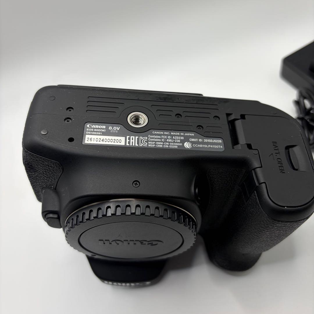 Canon EOS 80D デジタル一眼レフカメラ ボディ バッテリー付き