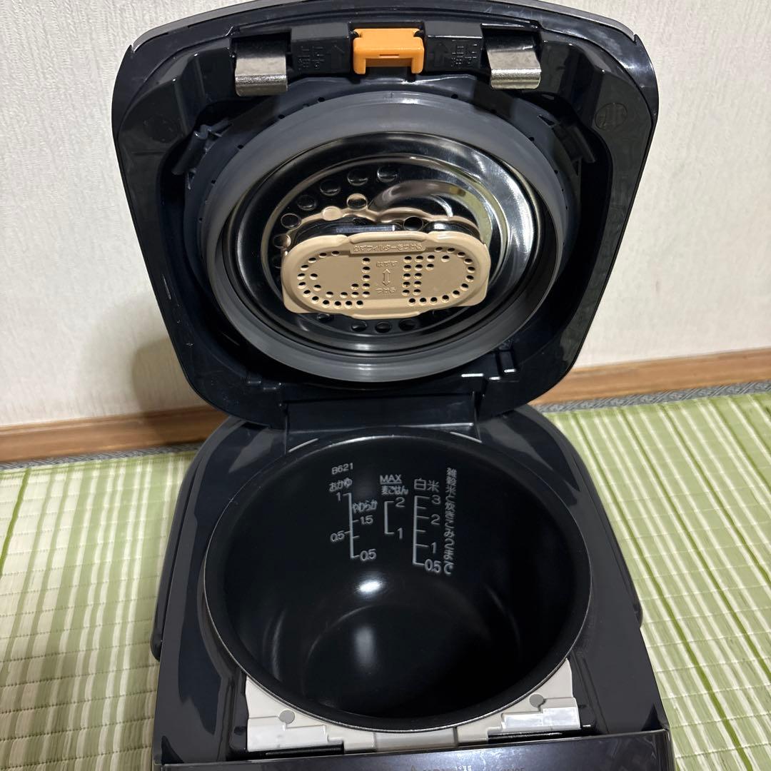 象印　炊飯器　NP-RN05 2022年製　1.7L 圧力IH 炊飯 ジャー