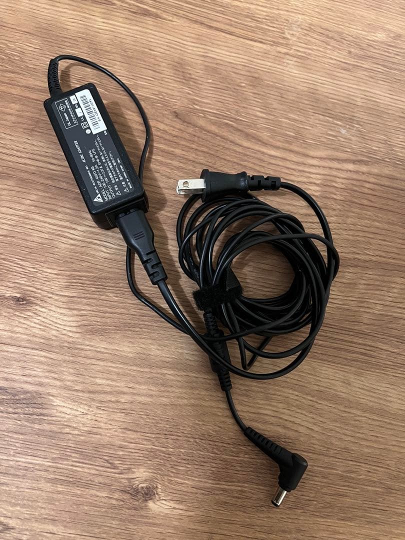 中古ノートパソコン　EPSON i3 15.6インチ