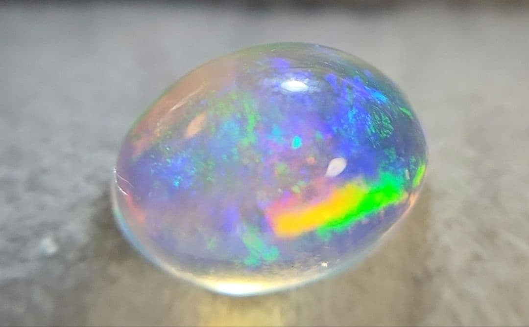 高品質！天然ファイアーオパール 1.628ct