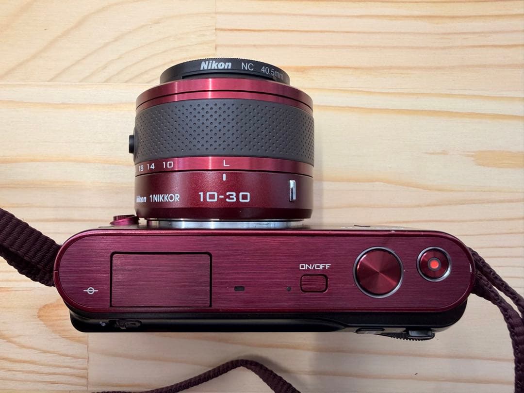 Nikon 1 J2 ミラーレスカメラ レッド