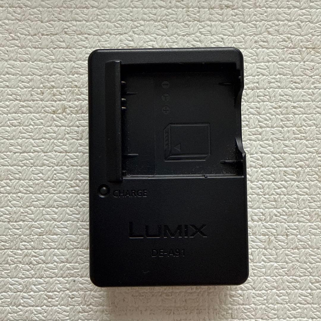 LUMIX デジタルカメラ DMC-FX77 ホワイト