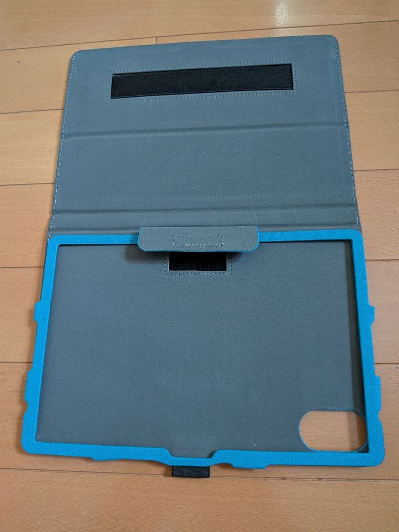 IRIS OHYAMA LUCA タブレット TE10D2M64-V1Bケース付