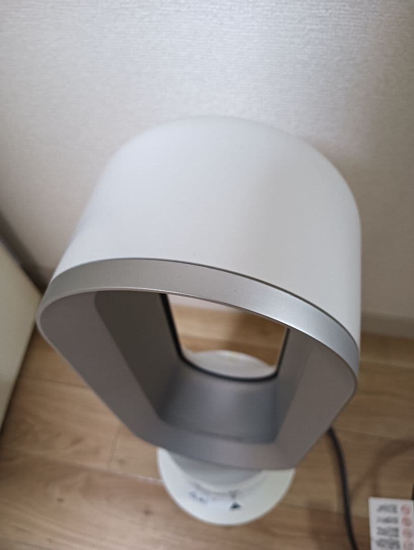 Dyson hot+cool 扇風機　ホワイト　AM05 リモコン付き
