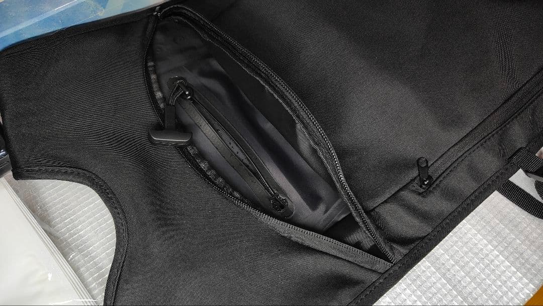 美品　水冷ベスト モバイルバッテリー付き