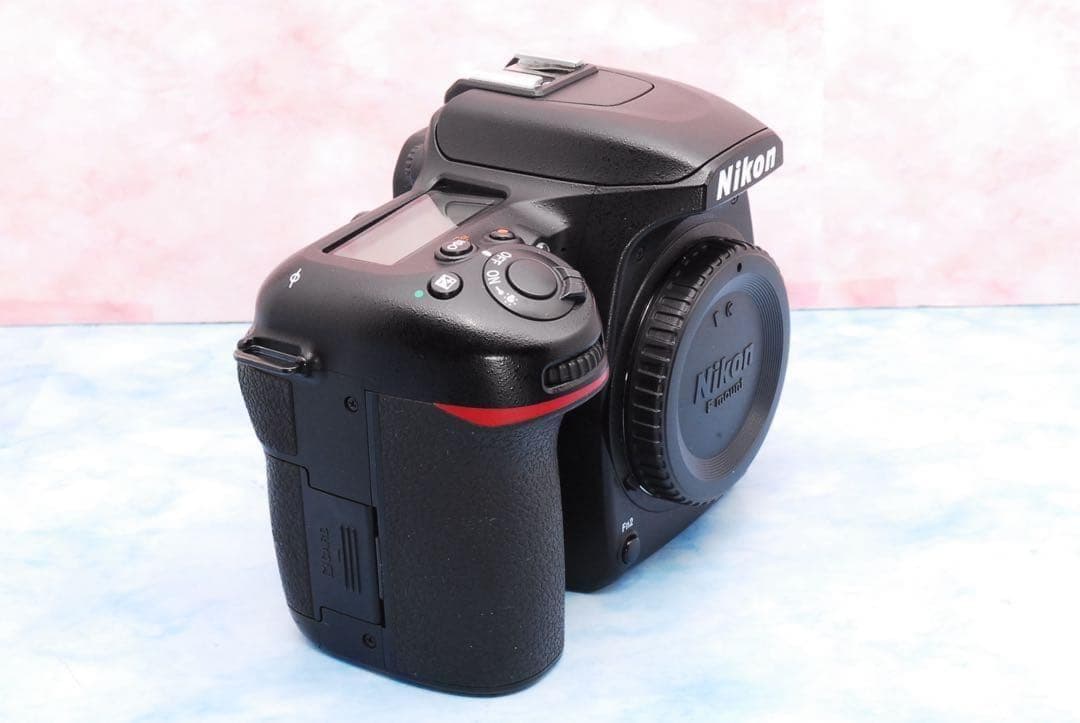 ニコン D7500★一眼レフカメラ★レンズ3本★高性能★スマホ転送OK