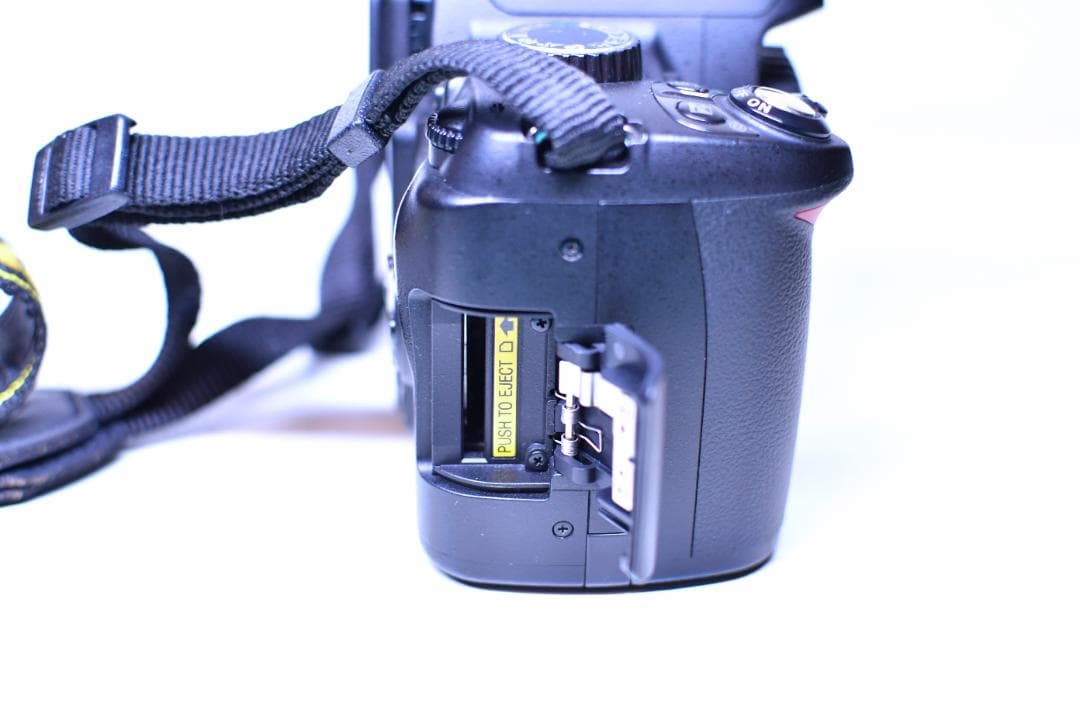 『美品』　Nikon　D60　AF-S DX 18-55mm VR