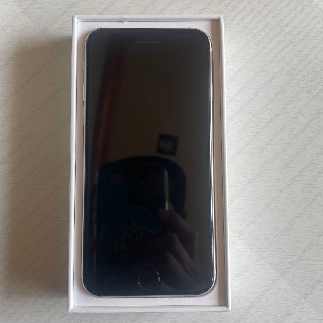 け*い様 iPhone SE 第三世代