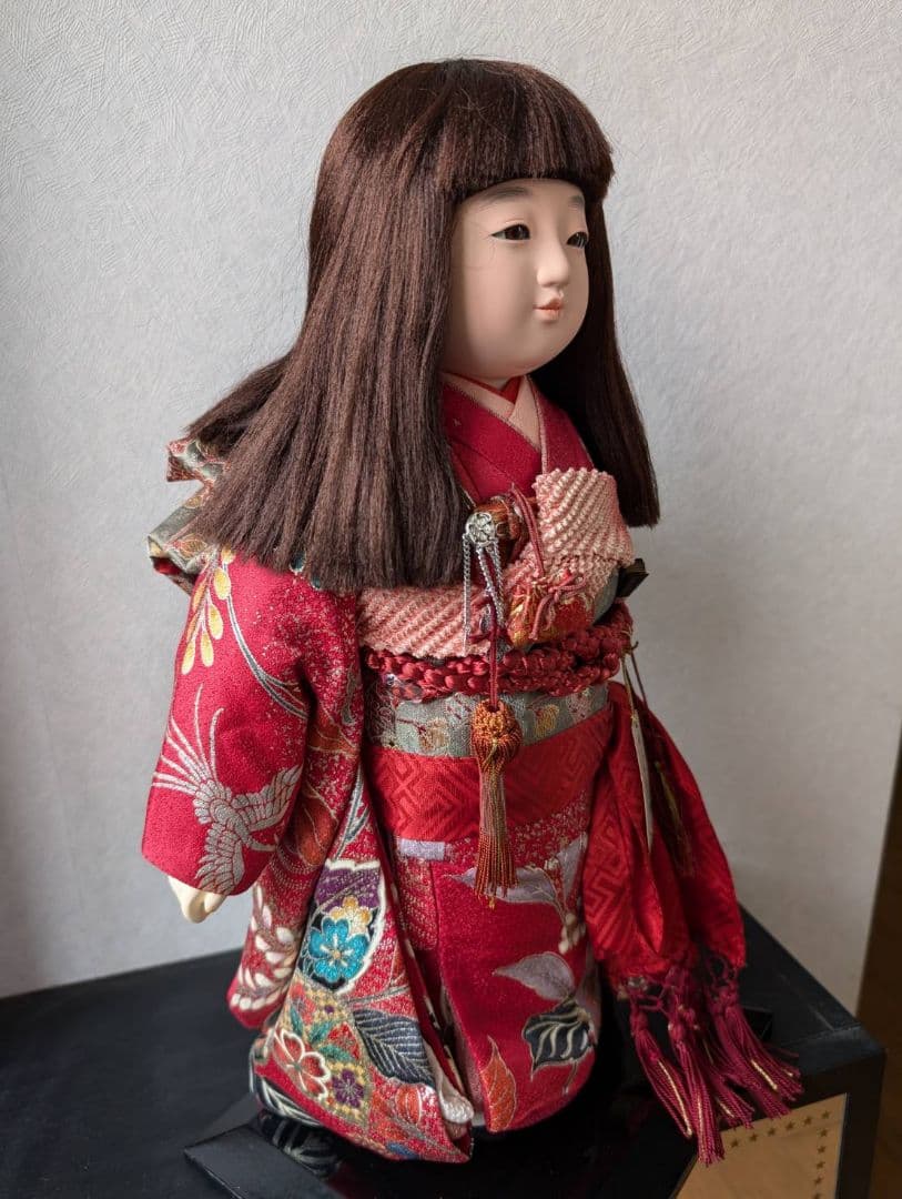 市松人形 赤い衣装 伝統的な工芸品　寿喜代作