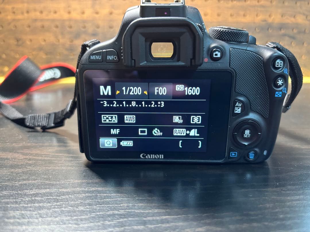 【美品】★Canon EOS kissX7レンズ付き おまけ有り ★値段交渉OK