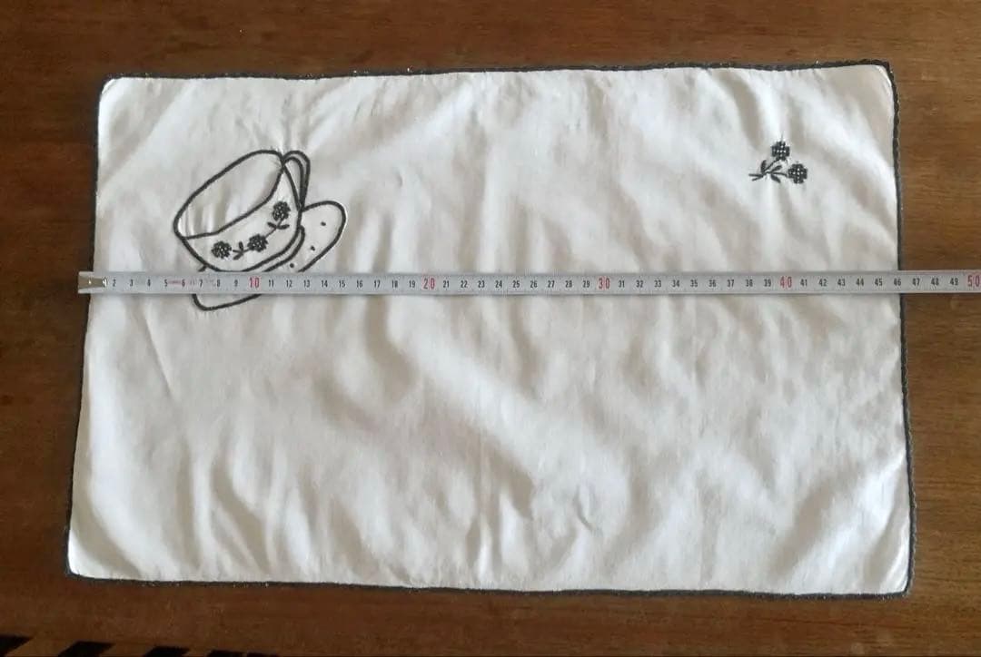 東欧ヴィンテージ⭐︎刺繍入り テーブルクロス