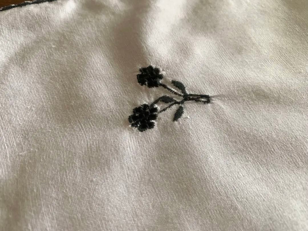 東欧ヴィンテージ⭐︎刺繍入り テーブルクロス